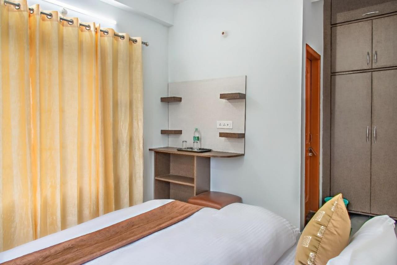 Himalyan Basera I Pvt Balcony I Serviced Apt I By Exotic Stays Kasauli Exterior foto